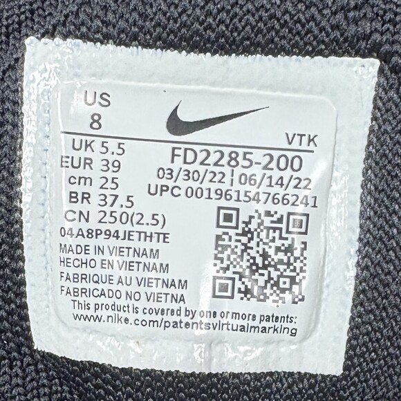 Nike Air Max Flyknit Racer Gray Black Womens US Size 8 FD2285-200 Running Shoes - Picture 10 of 10